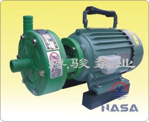 cfa9dd8f88ad211185c74b03a0a0d1e1 Bơm hóa chất đầu nhựa giá rẻ 25FP-8D